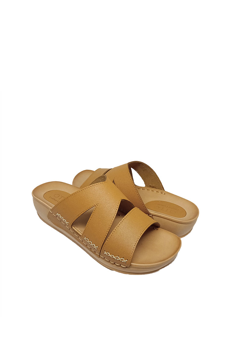 MID WEDGE SANDALS IN CARAMEL
