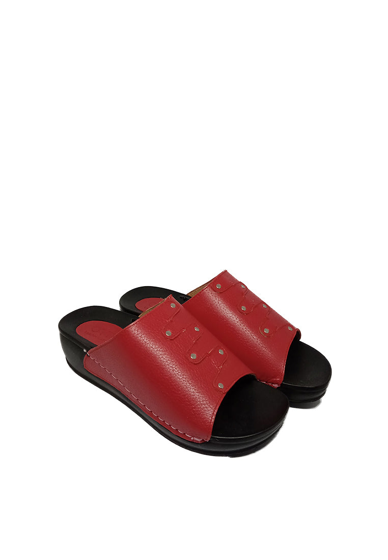 MID WEDGE SANDALS IN RED