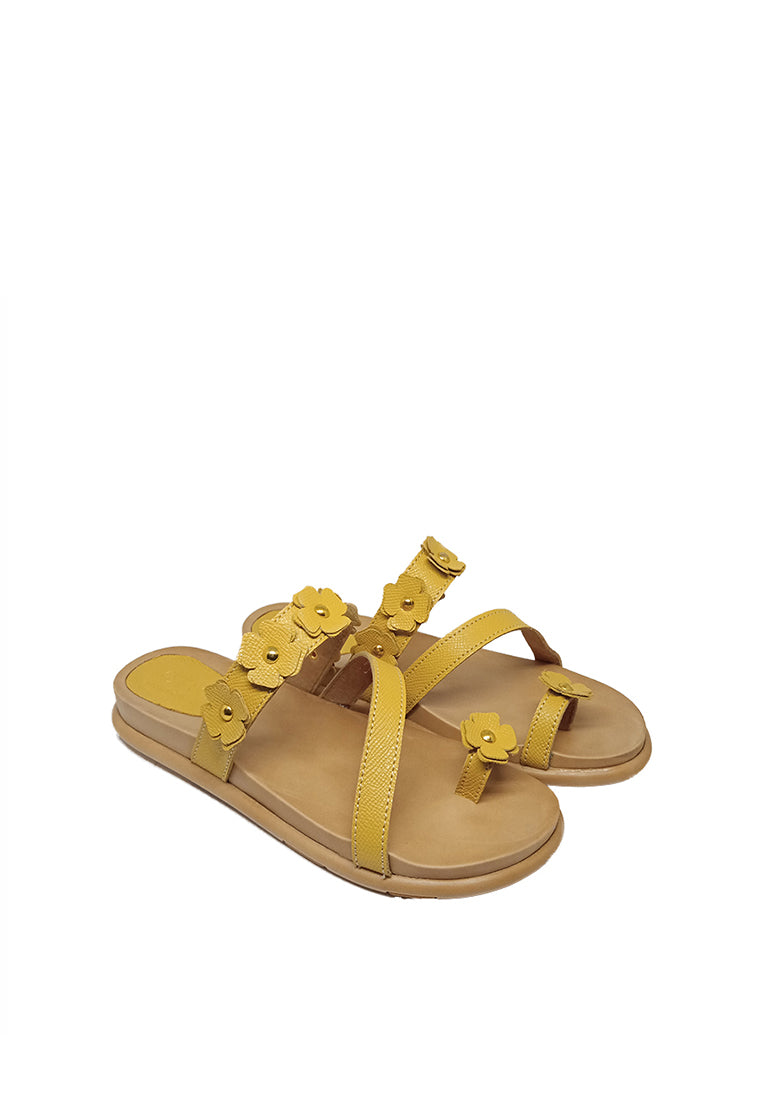 FLORAL FLAT SANDALS IN YELLOW
