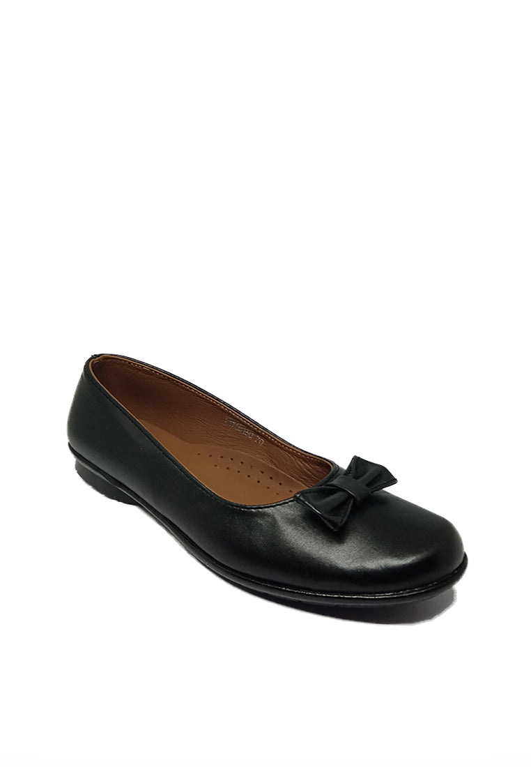 SLIP ON BLACK SHOES